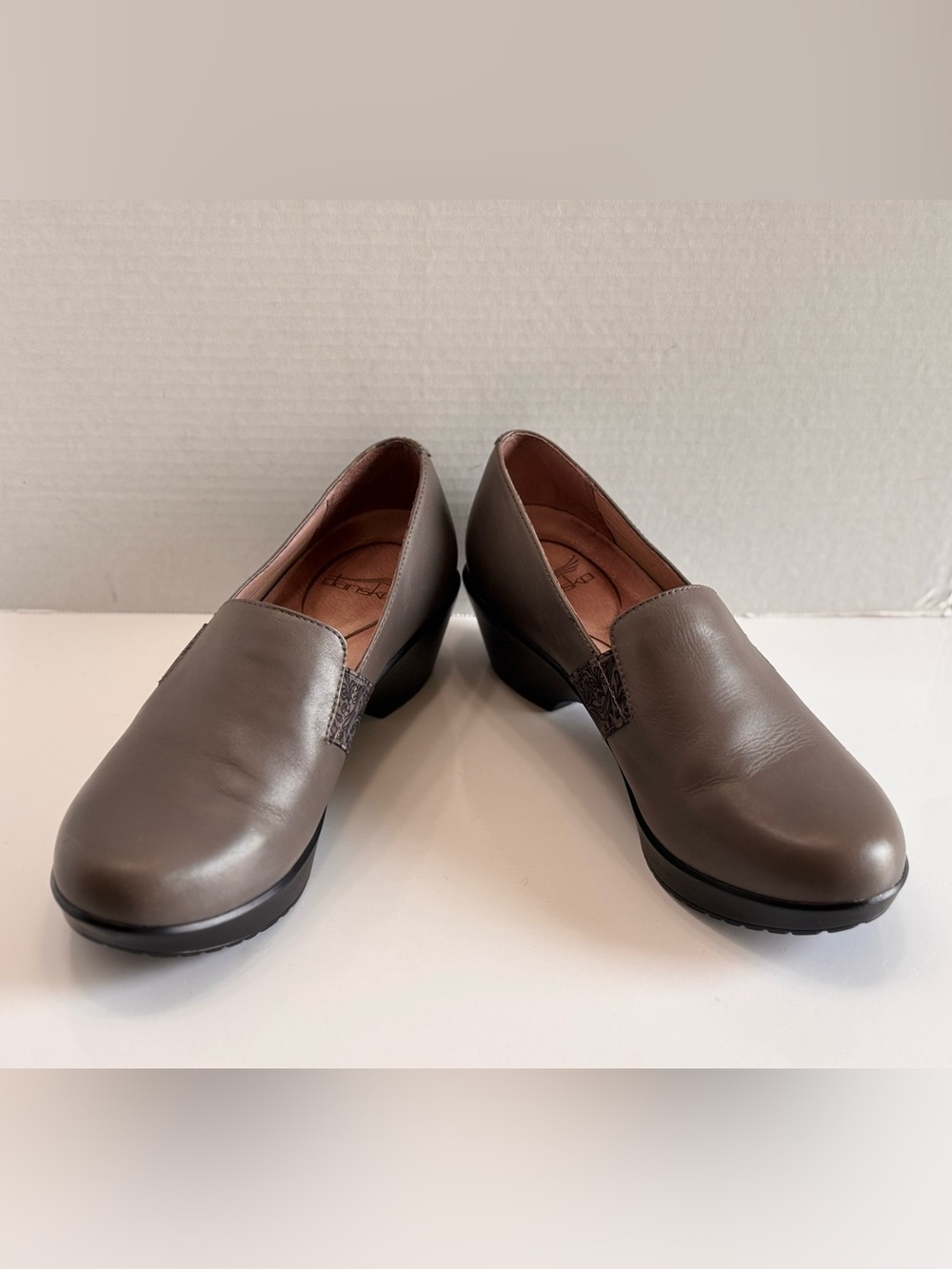 Dansko Jessica Women's Gray Leather Slip On Clogs Comfort Shoes Size 39/ US 8.5 - Picture 10 of 16